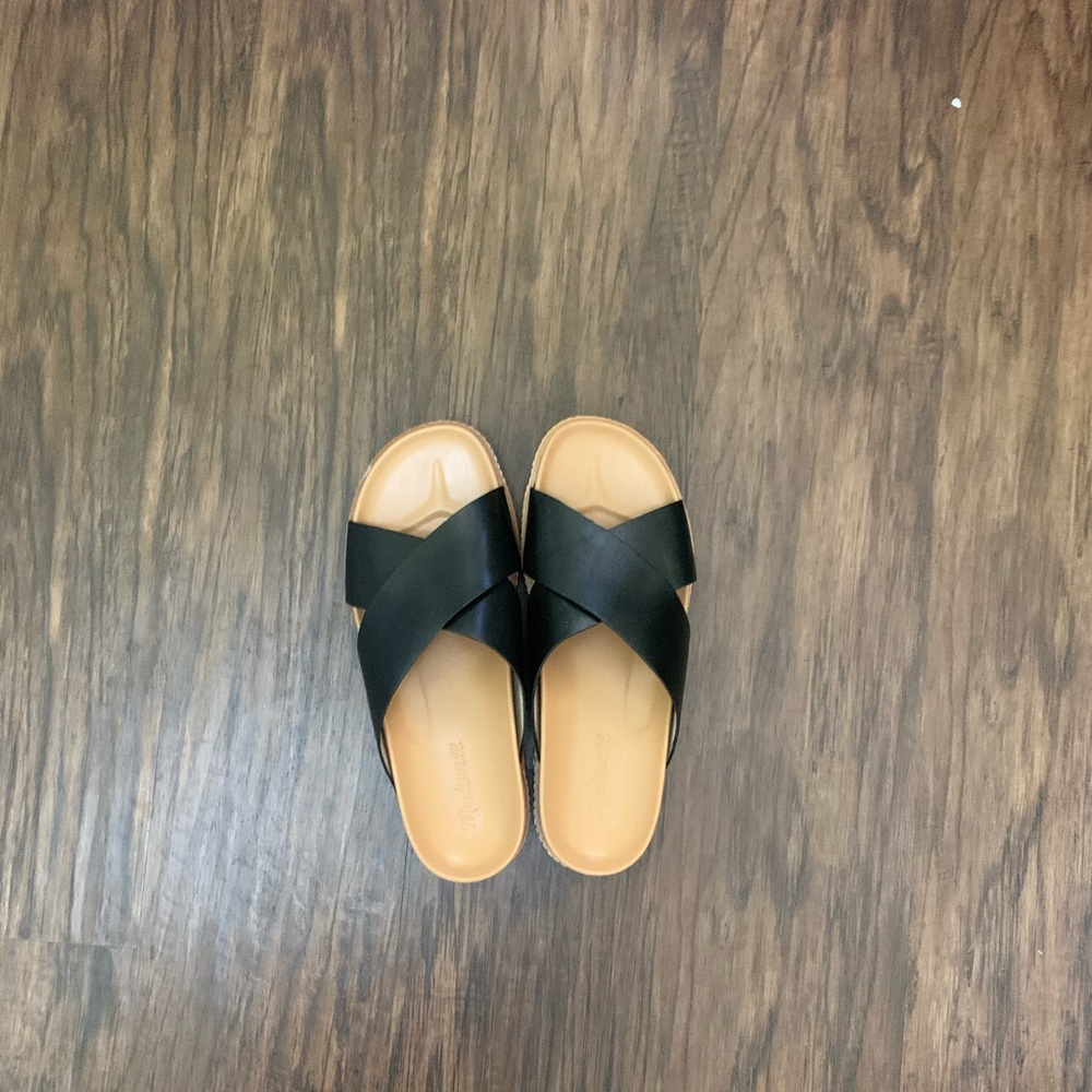 Madewell Dayna lugsole slide sandal in leather - Picture 2 of 15